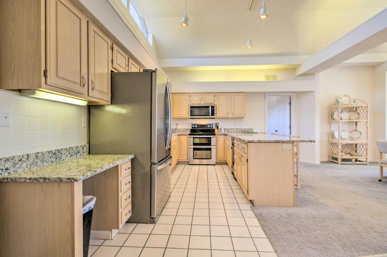Bright Waterfront Condo With Resort Amenities! Лейк Озарк Екстериор снимка